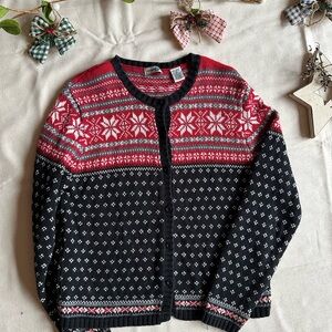 Vintage holiday winter cabin knit snowflake cardigan sweater